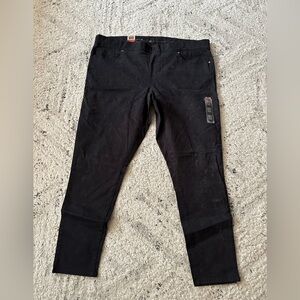 Levi's Black Perfectly Shaping Pull-On Leggings NWT Mid Rise 22W M